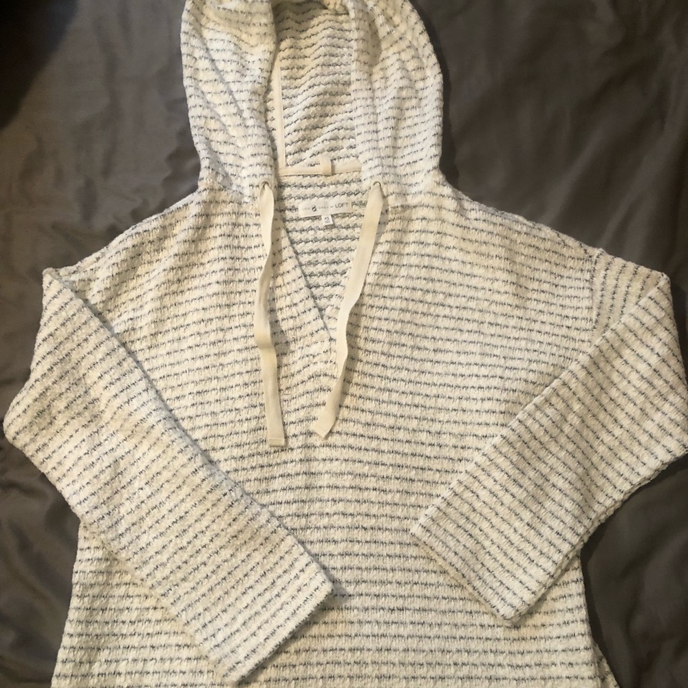 Lou and Grey for LOFT XS Hooded Pullover! Never worn!